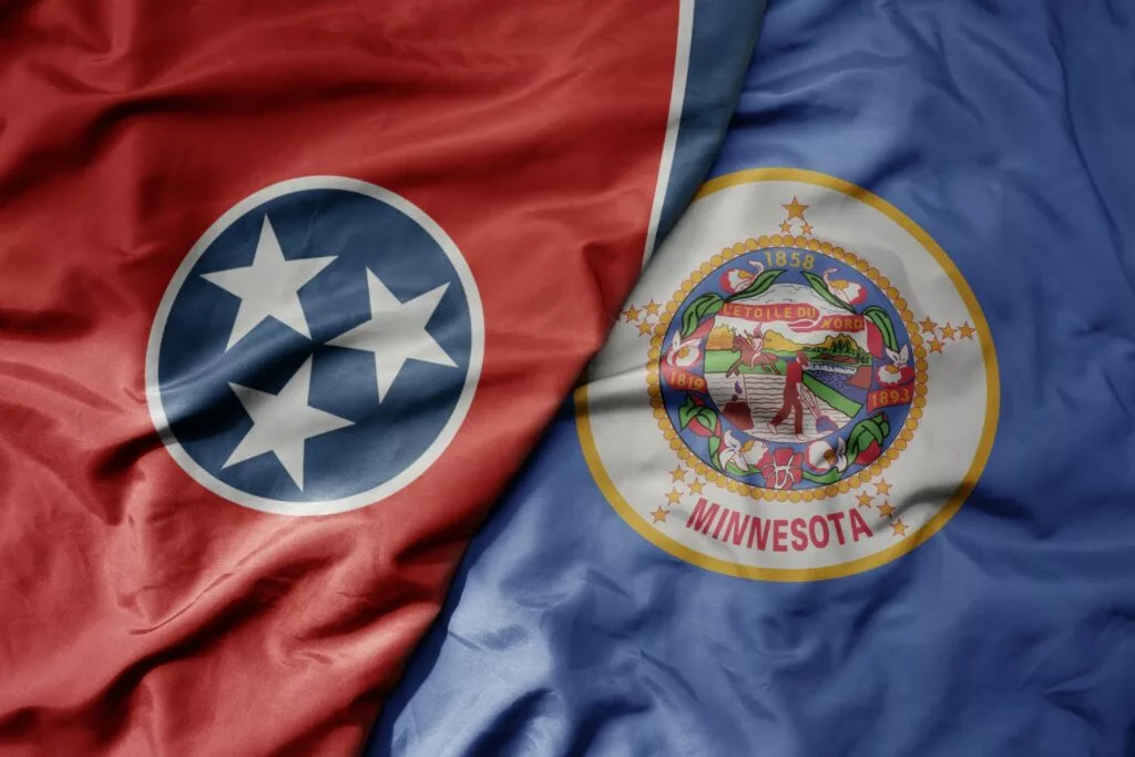 Tennessee, Minnesota flags